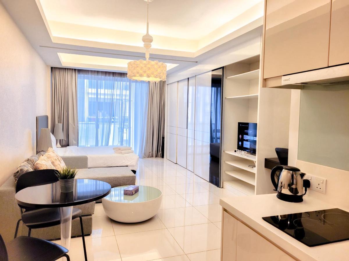 Damas Apartment